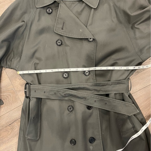 Heavy trench coat with removable liner - Picture 8 of 8